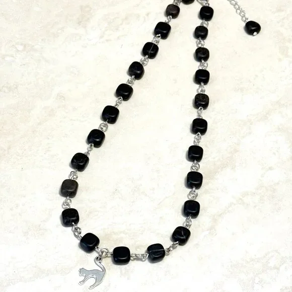 Genuine Black Agate Short Necklace, Gemstone Cube & Cute Slim Cat Pendant - Picture 7 of 12